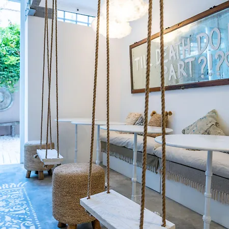 Garam Bed & Breakfast