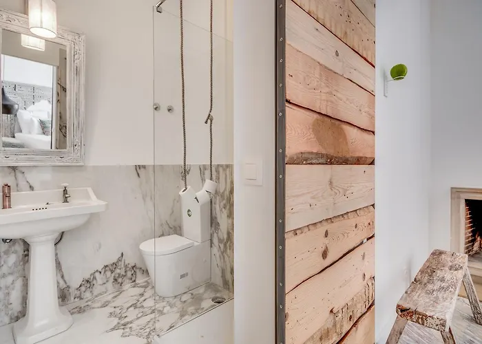 Oda ve Kahvaltı Garam 4*